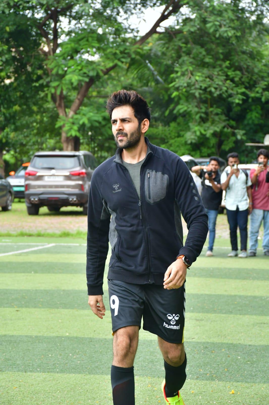 Kartik Aaryan, while widely known for his charming on-screen presence, brought his A-game to the football field.